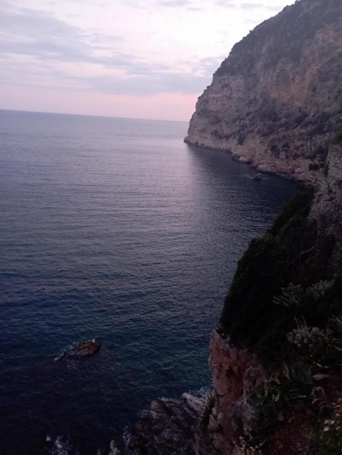Casa Ines Apartment Maranola ภายนอก รูปภาพ